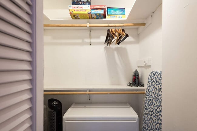 Building Photo - 2205 Spring Creek Dr