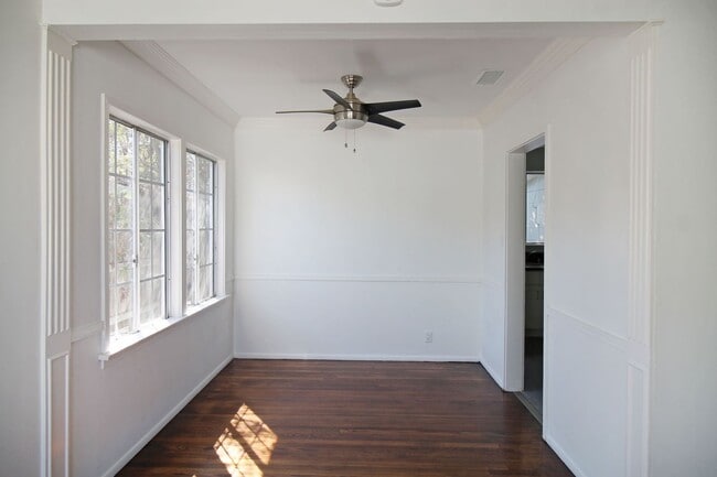 Building Photo - 1706 Pullman Ln