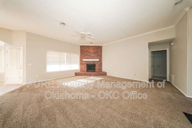 Photo - 400 Coalbrook Dr House