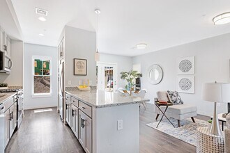 2 Hummingbird Ln, Boston, MA 02126