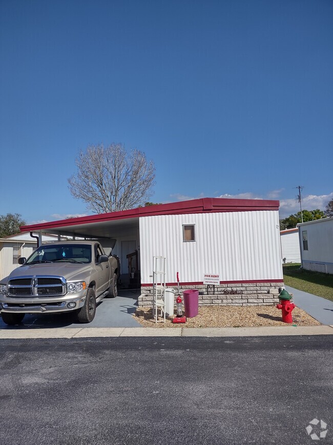 Building Photo - 7402 Demure Ln