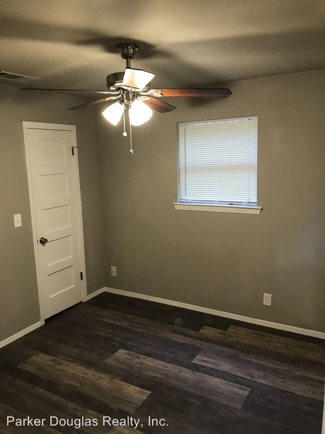 Building Photo - 2 br, 1 bath House - 389 Shotgun Dr.