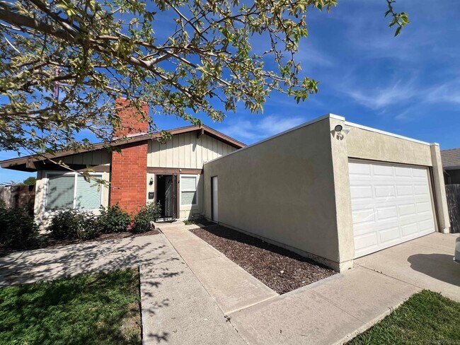 Building Photo - 11439 Vela Dr