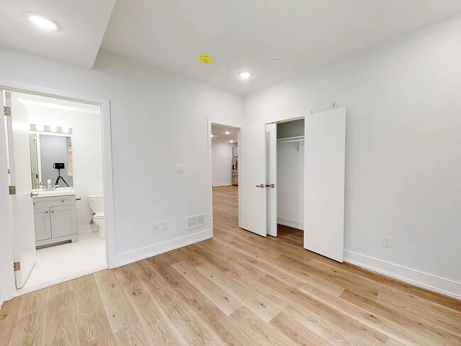 Photo - 1728 W Susquehanna Ave Apartment