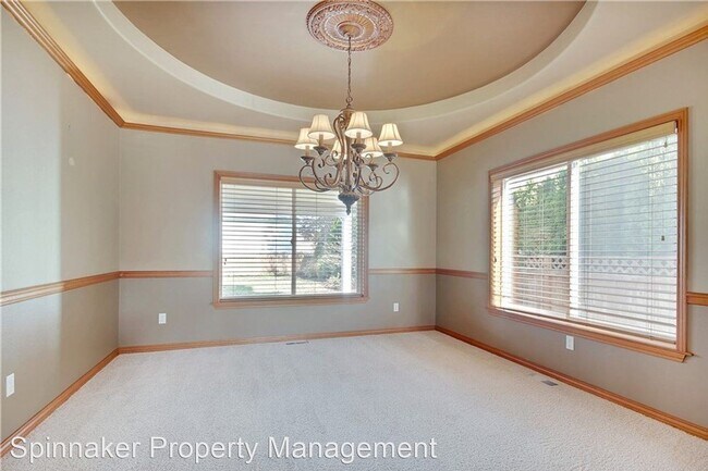 Building Photo - 4 br, 3 bath House - 14605 153rd St E