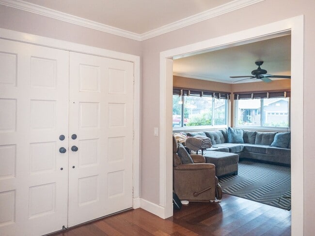 Building Photo - Prime Downtown Sonoma 2bed/2bath home, POO...