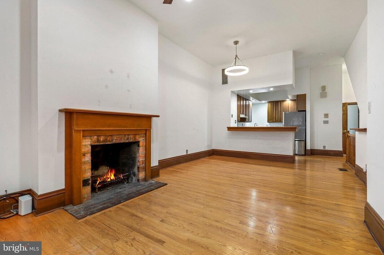 Primary Photo - 1331 T St NW