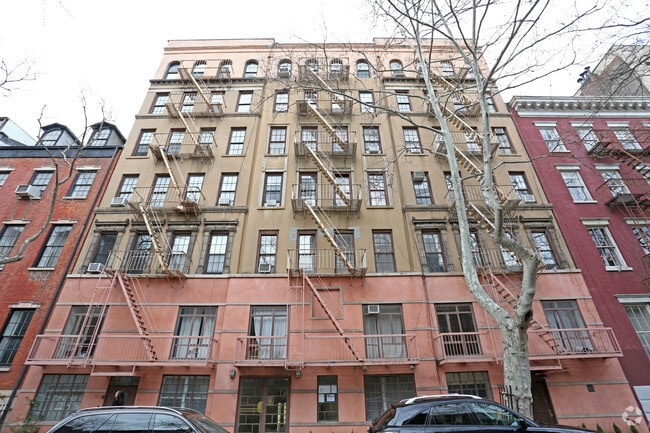 Building Photo - 53-55 Morton St