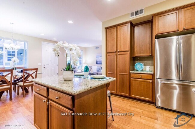 Building Photo - 641 Turnbuckle Dr