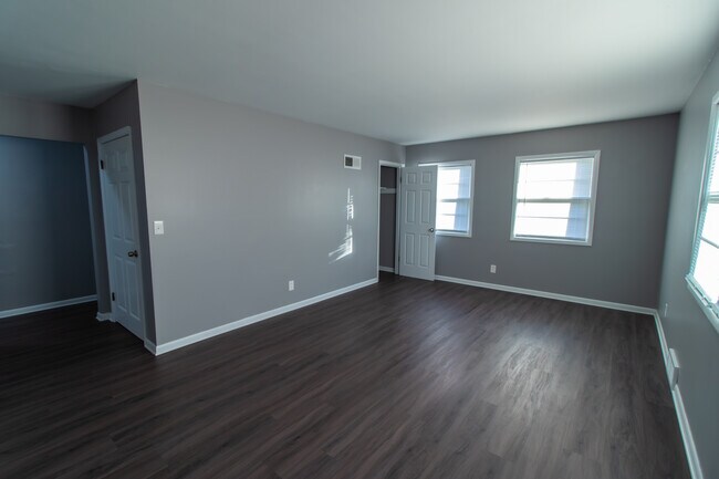 Sala de estar - 2813 E G Ave