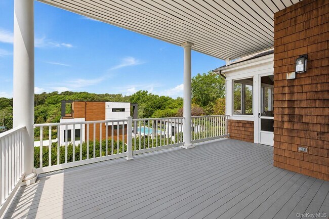 Building Photo - 17 Oceanview Dr