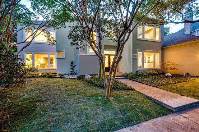 Building Photo - 1 Wooded Gate Dr