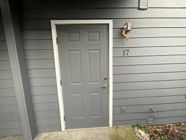 Building Photo - 2 Bed, 1 Bath Apartment in Blaine