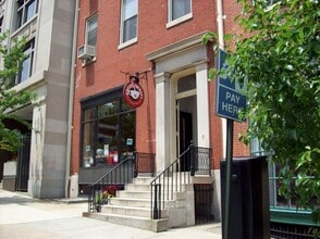 Building Photo - 6 E Franklin St