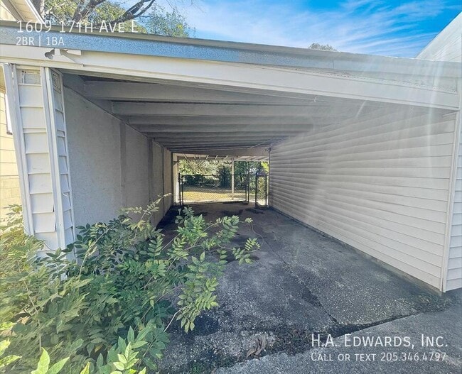 Photo - 1609 17th Ave E House