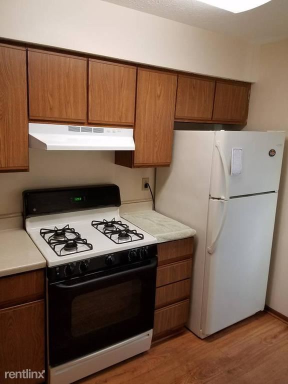Foto del edificio - 2 br, 2.5 bath Townhome - 792 Crofton Cir