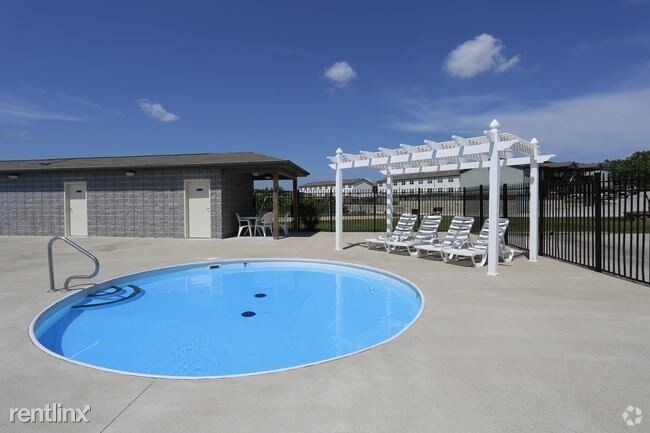 Building Photo - 3 br, 2 bath  - Ridgecrest Estates