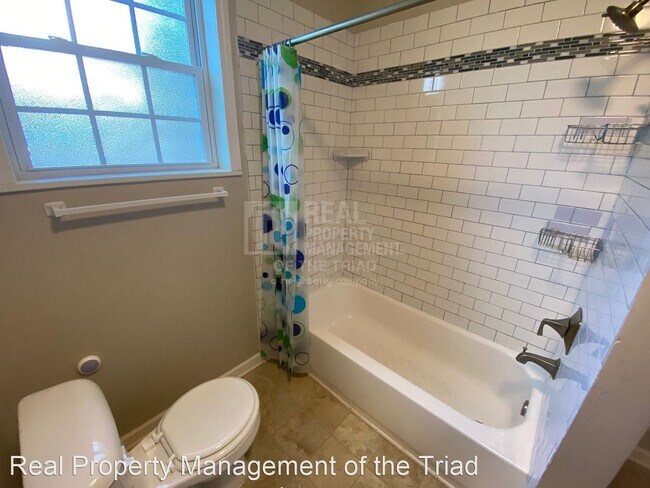 Building Photo - 2 br, 1 bath House - 3059 Luther Street