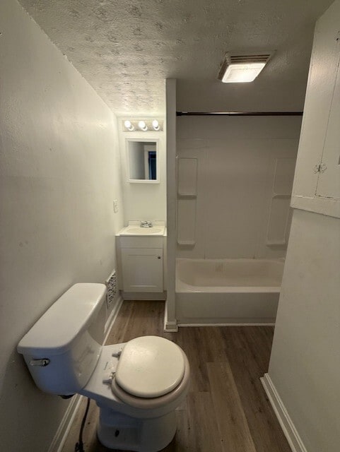 Building Photo - 227 Idylwild St NE