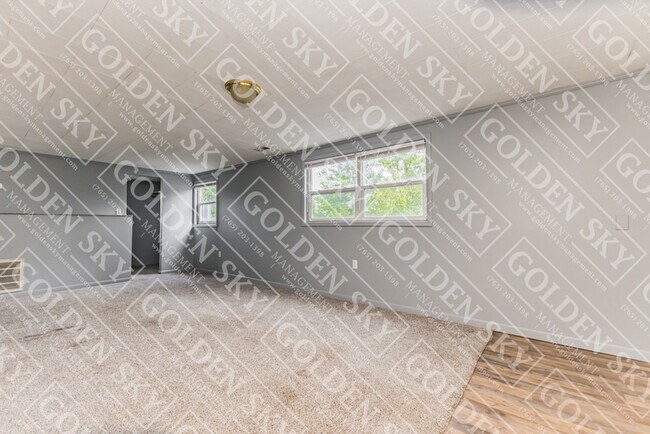 Foto del edificio - 820 W 15th St