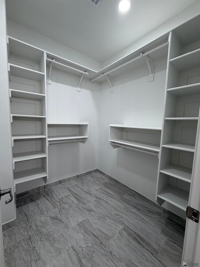 Foto del edificio - 4764 E Jett St