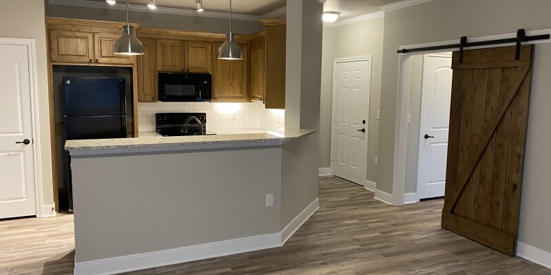 Primary Photo - Parkview Apartments