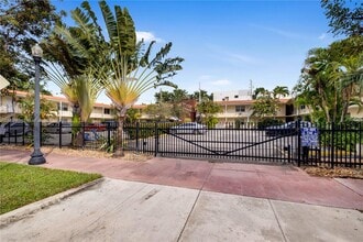 Building Photo - 345 Michigan Ave