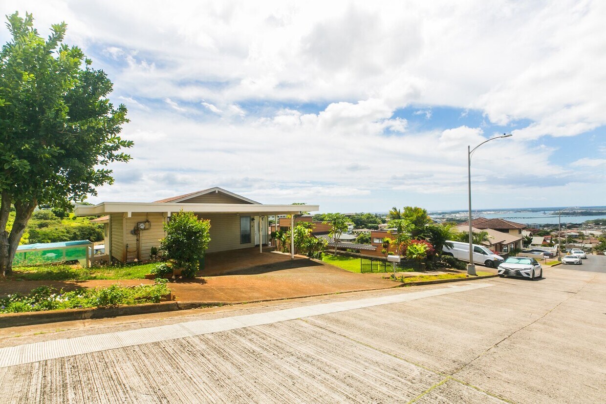 99701701 Hoio St, Aiea, HI 96701 House Rental in Aiea, HI