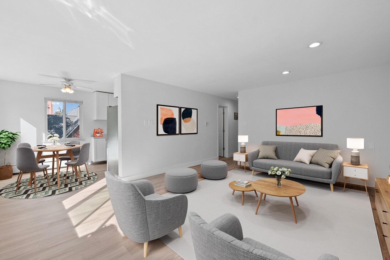 Light bright living area - 2401 E Warren Ave