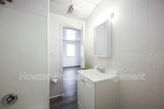 Building Photo - 87 Myrtle St