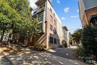 Building Photo - 708 N Davidson St