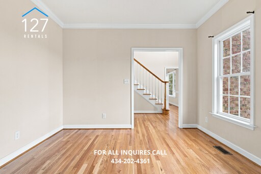 Building Photo - Comfortable & Stunning 4-Bedroom House in Prime Forest Location!