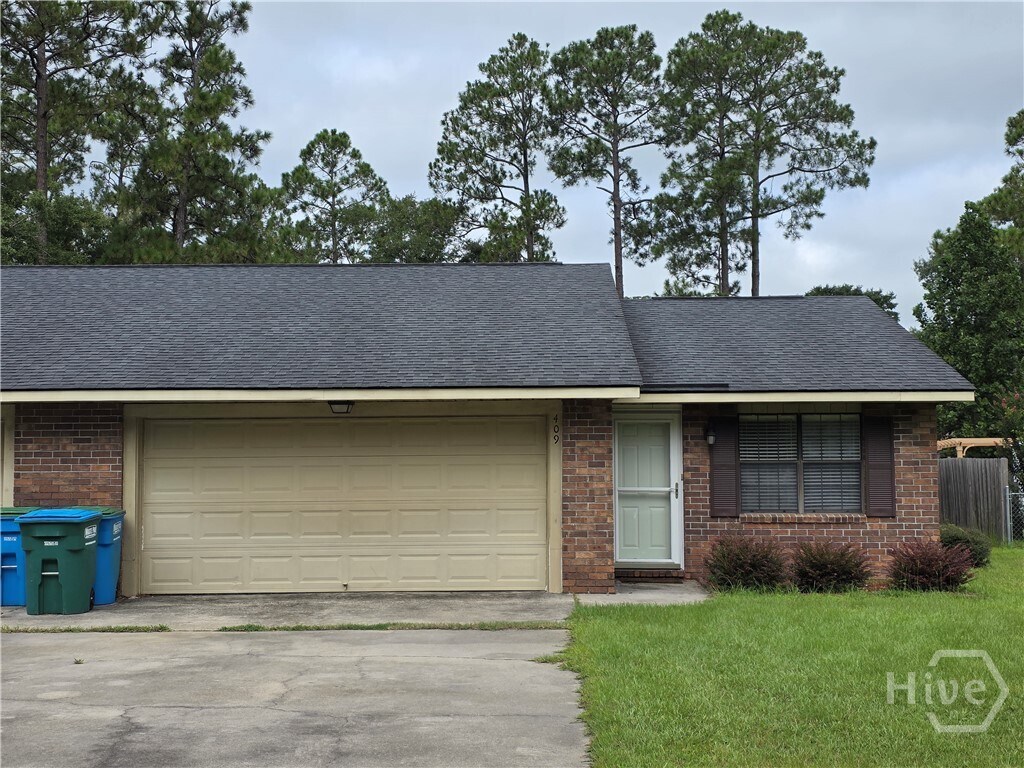Foto principal - 409 Savannah Ave