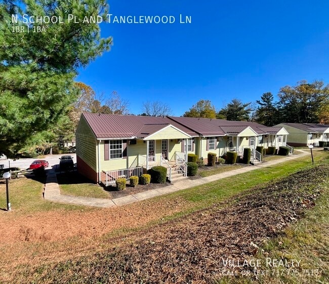 Foto del edificio - 335 N School Pl