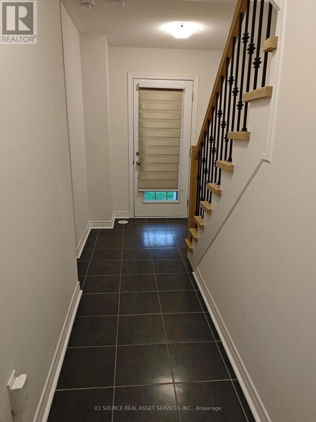 Building Photo - 2280 Baronwood Dr