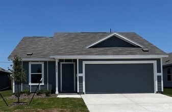 Building Photo - 4940 Springs Rd