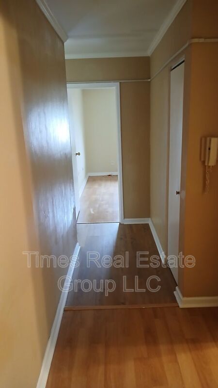 Foto del edificio - 500 Campbell Cir