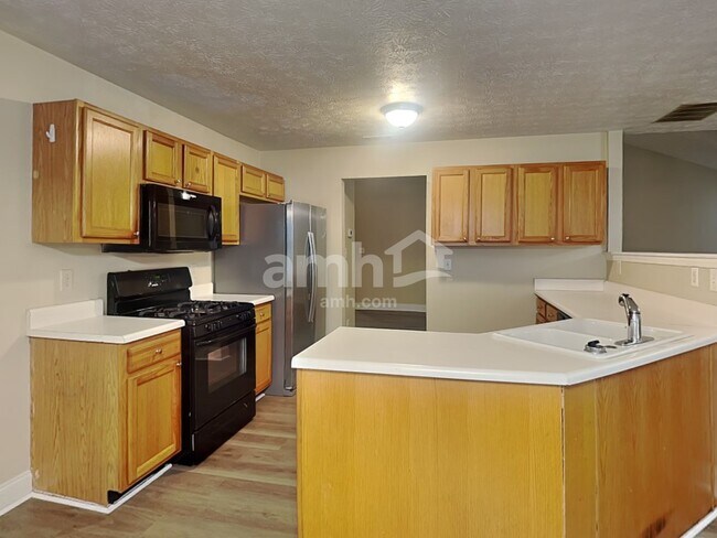 Foto del edificio - 785 Mount Royal Cv