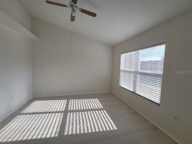 Building Photo - 6330 Westcott Cove Blvd