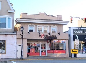 Building Photo - 340 Bloomfield Ave