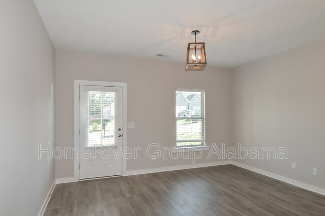 Building Photo - 177 Park Dr N