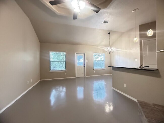 Foto del edificio - Charming 3-Bedroom Duplex in New Braunfels