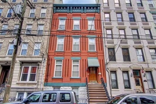 Primary Photo - 1017 Park Ave