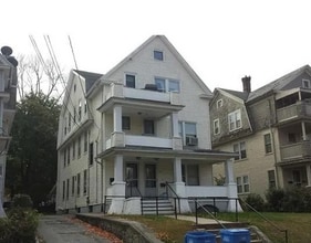 Building Photo - 35 Merrill St