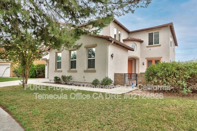 Building Photo - 1739 Gazebo Ln