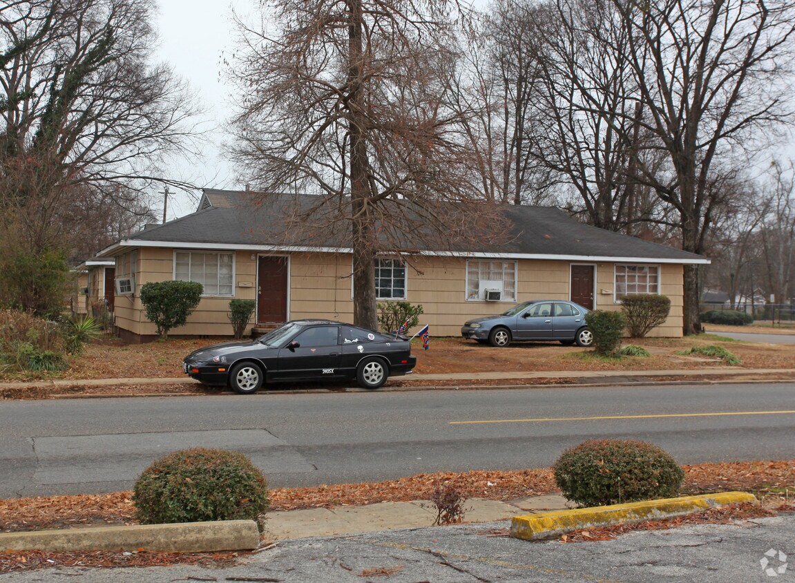 Primary Photo - Cotton Club Apartments