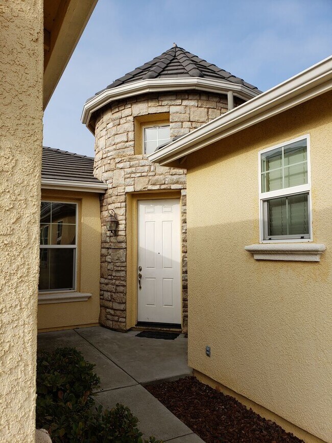 Foto del edificio - North Natomas Executive Home-Large One Sto...