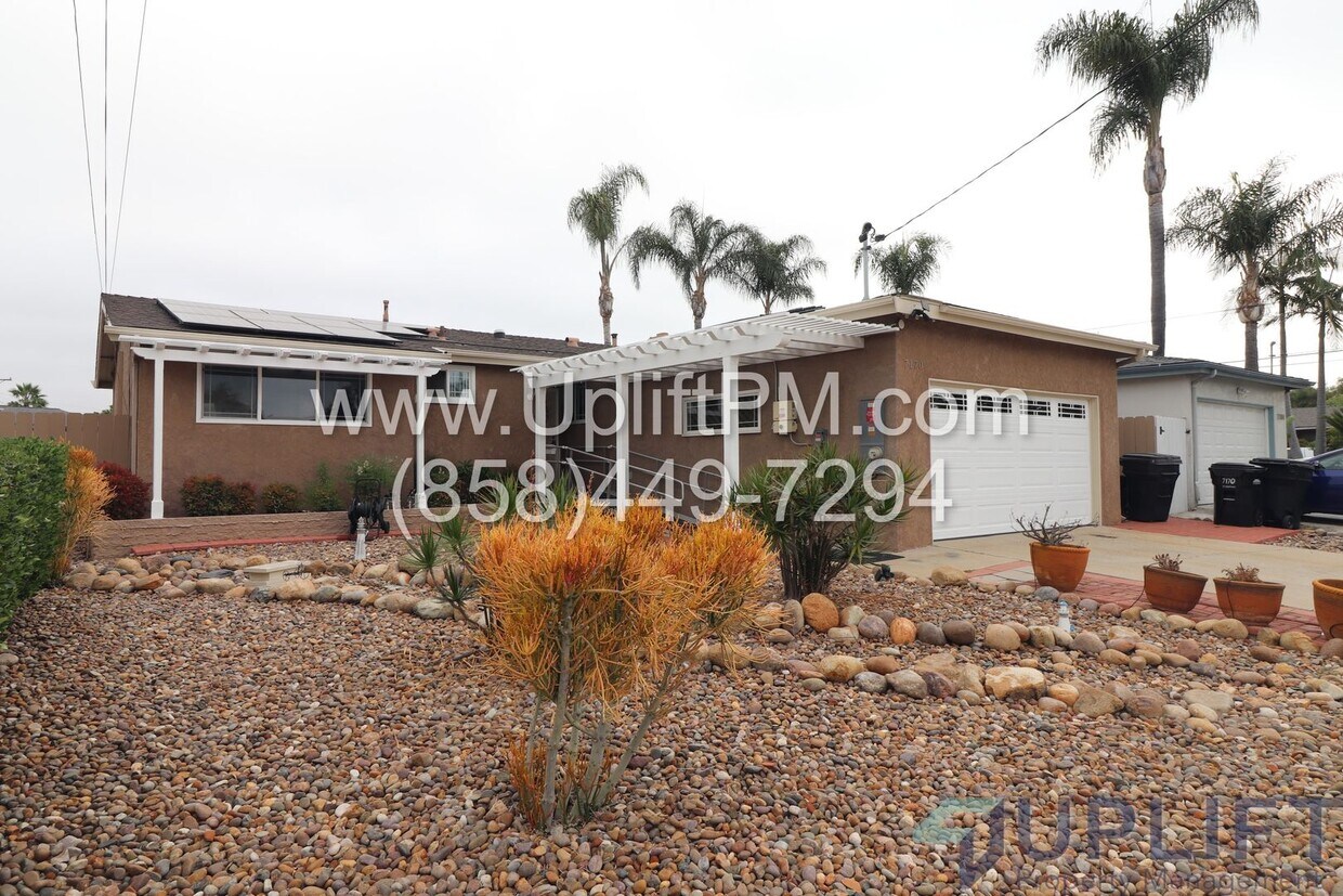 Primary Photo - Spacious 3-Bed 2-Bath Home with Pool