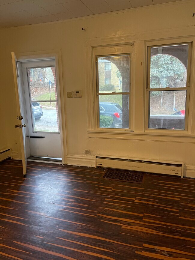 sala de estar - 1026 Wallace Ave