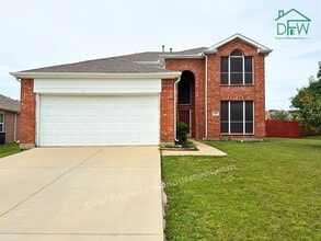 Building Photo - 2805 Crater Lake Ln